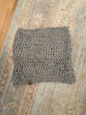 Cozy Grey Knit Neck Warmer - Unbranded